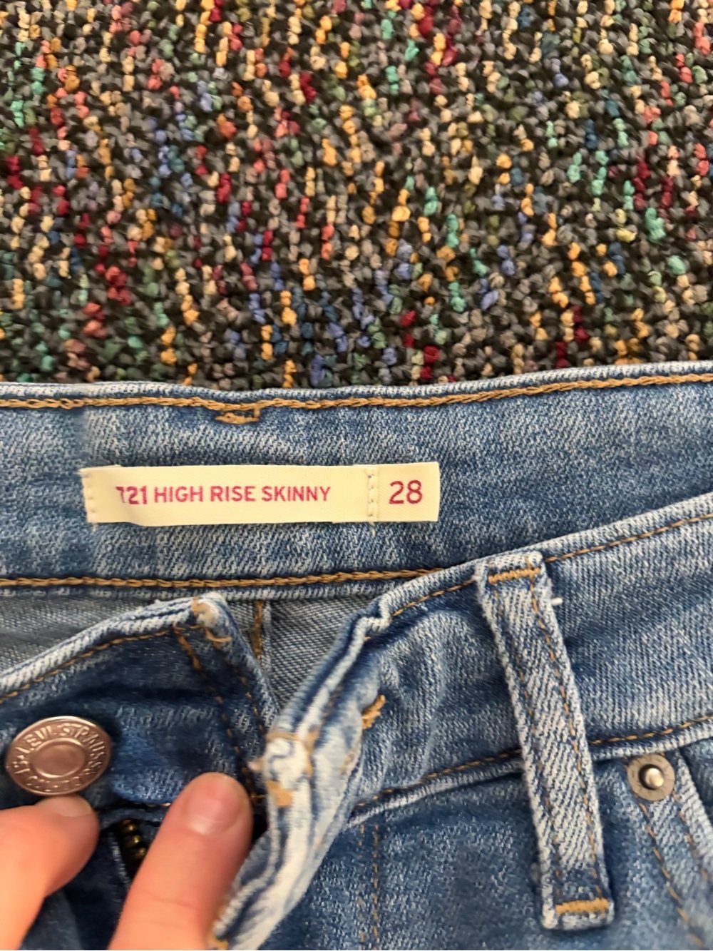 Levi Light Blue Distressed Women’s Jeans 721 - Picture 2 of 5